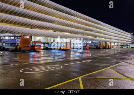 Preston Busbahnhof und Parkplatz, als ein Beispiel der 1960er Jahre Betonarchitektur Stockfoto