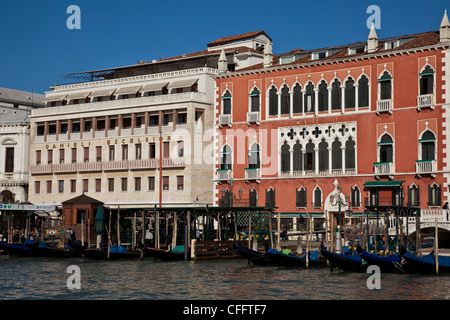 Das Danieli und Danieli Excelsior Hotels von der Lagune, Venedig, Italien Stockfoto