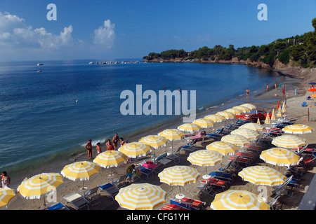 Italien, Kampanien, Cilento-Nationalpark, Castellabate, Ogliastro Marina Beach Stockfoto