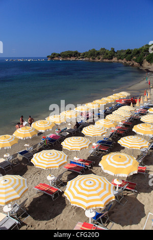 Italien, Kampanien, Cilento-Nationalpark, Castellabate, Ogliastro Marina Beach Stockfoto