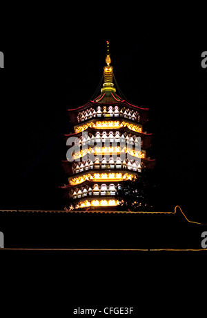 Leifeng Pagode am Westsee in Hangzhou, China Stockfoto