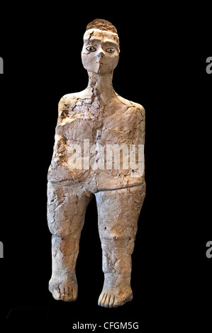 Ain Ghazal Neolithikum Jordan Amman 7250–5000 v. Chr. ist eine neolithische archäologische Stätte, die zu den ältesten großen Statuen gehört, die jemals entdeckt wurden. Stockfoto
