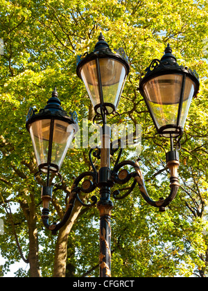 Leicester New Walk angelegt ein Fußgängerweg in Leicester Stadtzentrum im Jahre 1785 mit traditionellen Straßenlampen Stockfoto