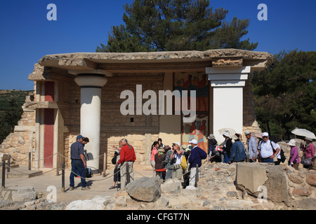 Korridor der Prozession Fresko, südlichen Propylon minoische Palast von Knossos auf Kreta, Kykladen, Griechenland Stockfoto