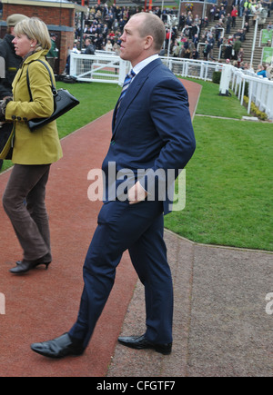 Mike Tindall am ersten Tag der Cheltenham Gold Cup Festival Cheltenham Racecourse Glos Stockfoto