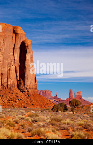 Blick durchs Fenster Nord, Monument Valley, Arizona USA Stockfoto