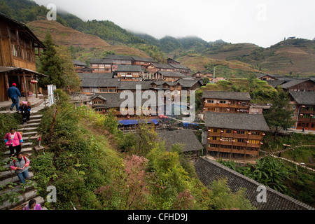 Longji (Dragon es Backbone) terrassierten Reisfelder, Longsheng, China Stockfoto