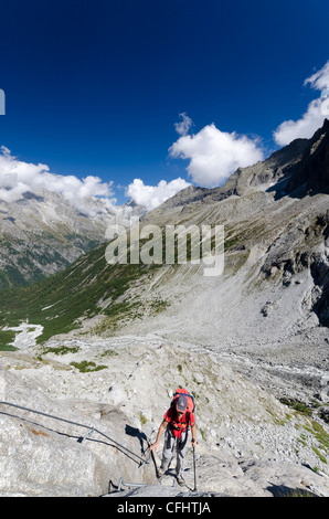 Italien Trentino Alto Adige Adamello Brenta Natural Park Presena-Cercen Kette Genova Tal-Klettersteig-Route mit Fixseilen Stockfoto