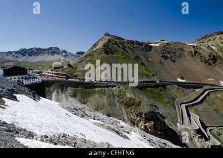 Italien, Trentino-Südtirol, Vinschgau Tal, Nationalpark Stilfser Joch, Zufahrt zum Stilfser Joch Stockfoto