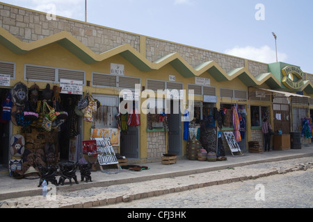 Sal Rei Boa Vista Kapverden Ladenzeile mit lokalen gemachten Souvenirs für Touristen Stockfoto