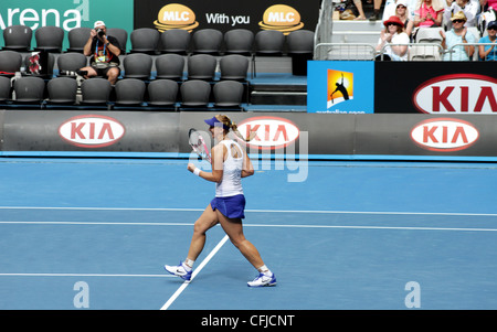 MELBOURNE, Australien - 21. Januar 2012: WTA-Nummer 41 Tennisspielerin Sabine Lisicki feiert Sieg in Hisense Arena. Stockfoto