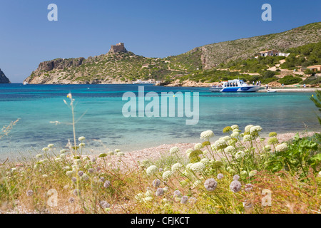 Blick über die Bucht bis zum Schloss, Spanien, Mittelmeer, Europa Stockfoto