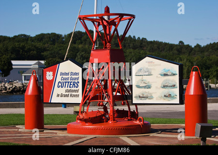 Zeichen der United States Coast Guard Kutter stationiert in Grand Haven Stockfoto