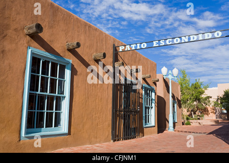 Patio Escondido in Altstadt, Albuquerque, New Mexico, Vereinigte Staaten von Amerika, Nordamerika Stockfoto