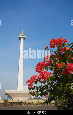 Nationaldenkmal (MONAS) im Merdeka Square, Jakarta, Java, Indonesien, Südostasien, Asien Stockfoto