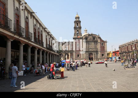 Kirche von Santo Domingo Plaza de Santo Domingo, Altstadt, Mexiko City, Mexiko, Nordamerika Stockfoto