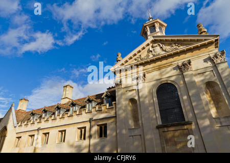 Pembroke College Kapelle auf der Trumpington Street, Cambridge, England. Die Kapelle wurde von Sir Christopher Wren entworfen. Stockfoto