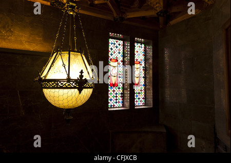 Details zu den Palau Güell ist ein Herrenhaus, entworfen von dem katalanischen Architekten Antoni Gaudi für Industriemagnat Eusebi Güell. Stockfoto