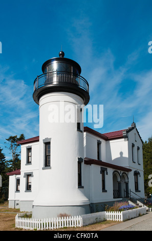 Admiralität Head Leuchtturm im Fort Casey State Park, Whidbey Island, Washington. Stockfoto