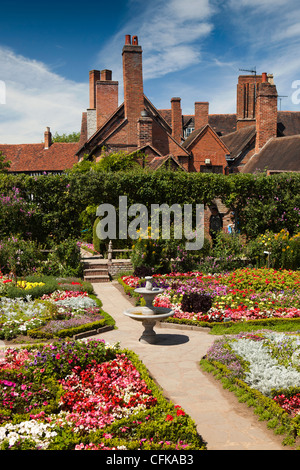 Warwickshire, Stratford on Avon, Nashs Haus und neuen Ort Garten Stockfoto