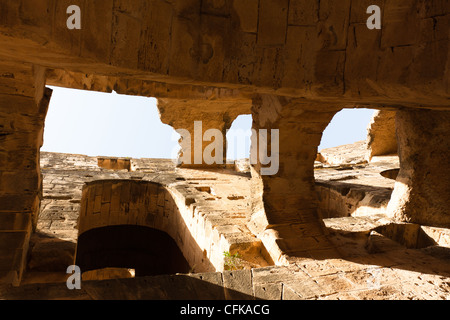 Bögen in das antike Amphitheater in El Djem, Tunesien Stockfoto