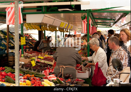 Traditionelle Straßenmarkt Leiden Holland Niederlande Europa EU Stockfoto