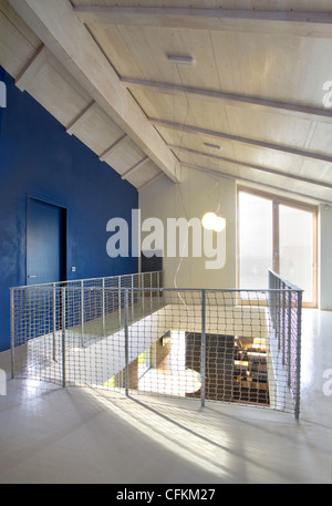 Innere des modernen Haus in Landschaft Stockfoto