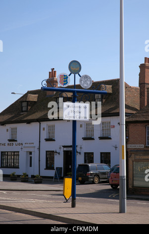 Willkommen Sie bei Hythe Stadtzentrum Zeichen Kent Stockfoto