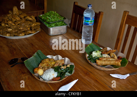 Indonesische Gerichte in einem balinesischen Restaurant Bali, South Pacific, Indonesien, Südostasien, Asien. Stockfoto