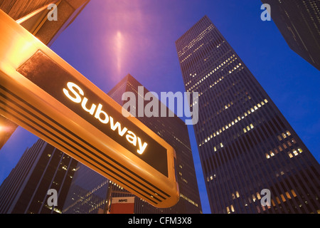 USA, New York State, New York City, u-Bahnstation an der 6th avenue Stockfoto