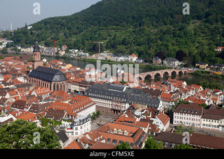 Altstadt und Fluss Neckar, Heidelberg, Baden-Württemberg, Deutschland, Europa Stockfoto