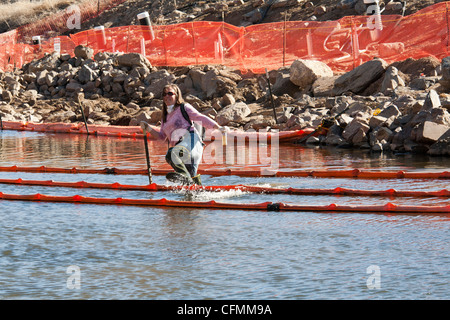 Protest gegen Verunreinigung des South Platte River mit Benzol aus Suncor Raffinerie Stockfoto