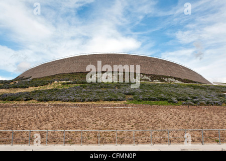 Vulcano Buono, gute Vulkan Mall mit Dachgarten in Nola, Renzo Piano Building Workshop Architekten, Neapel, Kampanien, Italien Stockfoto