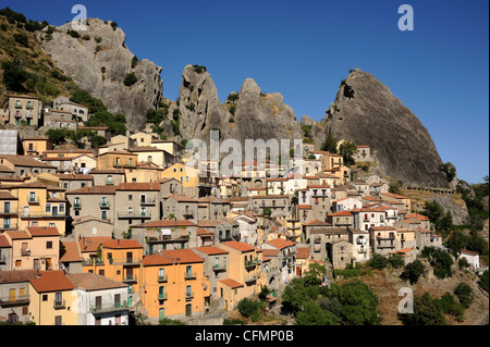 Italien, Basilicata, Regionalpark Dolomiti Lucane, Castelmezzano Stockfoto