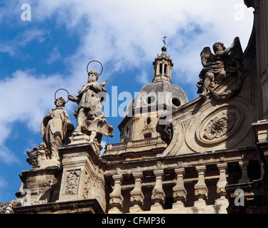 Spanien. Murcia. Kathedrale St. Marienkirche. Die Hauptfassade von Jaime Bort. Heiligen Skulpturen von Pedro Perez. Barocke. Stockfoto