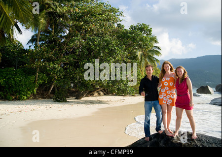 Seychellen, Mahe: Touristen sind oft an den schönen Stränden heiraten Stockfoto