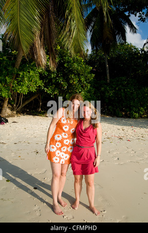 Seychellen, Mahe: Touristen sind oft an den schönen Stränden heiraten Stockfoto