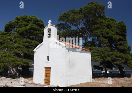 Kapelle auf der Insel Sveti Nikola (St. Nikolaus). Budva. Montenegro Stockfoto