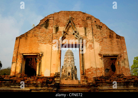 400 Jahre alten Wat Ratchaburana (Tempel) Ayutthaya Thailand am 02.10.2012 Stockfoto
