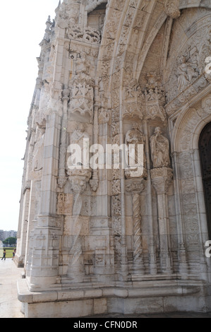 Mosteiro Dos Jerónimos É Umm Mosteiro Manuelino, Testemunho monumentale da Riqueza Dos Descobrimentos Portugiesen. Situa-Se Em Bel Stockfoto