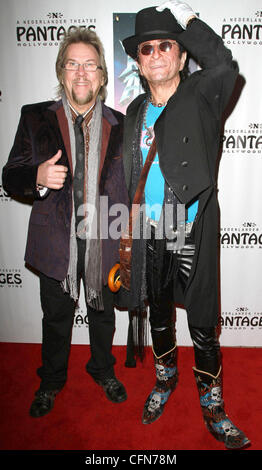 Jim Pererik Broadway-Sensation "Rock Of Ages" feiert seine Los Angeles Heimkehr in das Pantages Theatre Los Angeles, Kalifornien - 15.02.11 Stockfoto