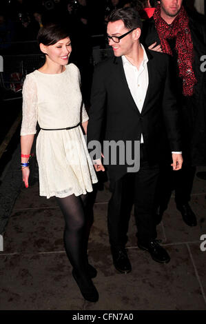 Emma Willis und Matt Willis Brit Awards Afterparty statt im Savoy - Ankünfte London, England - 15.02.11 Stockfoto