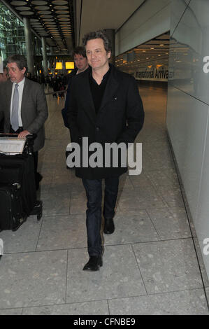 Colin Firth am Heathrow Airport London, England - 17.02.11 Stockfoto