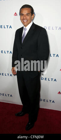 Bürgermeister von LA Antonio Villaraigosa A Celebration of LA Musikindustrie bei Getty Haus Los Angeles Kalifornien - 10.02.11 Stockfoto