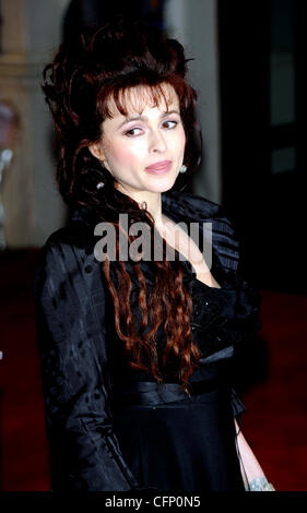 Helena Bonham-Carter Orange British Academy Film Awards (BAFTAs) statt am Royal Opera House - Ankünfte. London, England - 13.02.11 Stockfoto