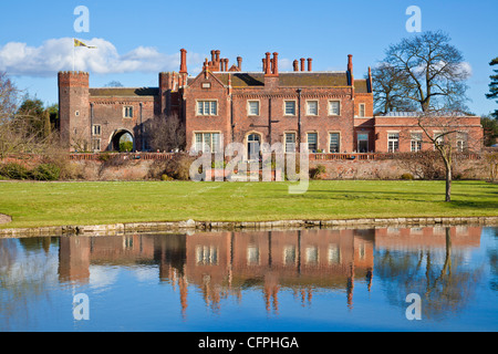 Viktorianisches Haus, Garten und See am Hodsock Priory, Blyth, in der Nähe von Worksop Nottinghamshire, England, GB, UK, EU, Europa Stockfoto