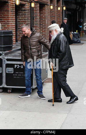 Leon Russell "Der Late Show with David Letterman" in der Ed Sullivan Theater - Ankunft New York City, USA - 09.02.11 Stockfoto