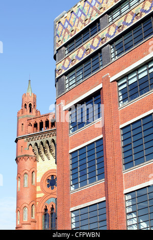 Detail der Fassade der ehemaligen Templeton Teppichfabrik neben Glasgow Green Scotland UK Stockfoto