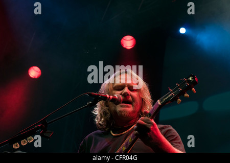 Nick Barrett von progressive-Rock-Band Pendragon auf der Bühne während einer Show in den Niederlanden Stockfoto