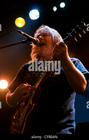 Nick Barrett von progressive-Rock-Band Pendragon auf der Bühne während einer Show in den Niederlanden Stockfoto